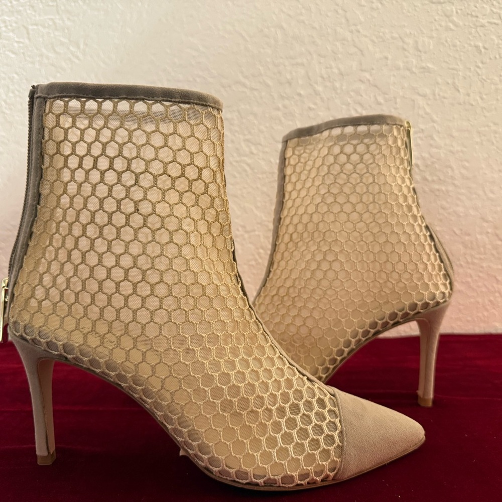 L’AGENCE Beige Mesh + Suede Ankle Booties | Size 9 - Picture 2 of 7